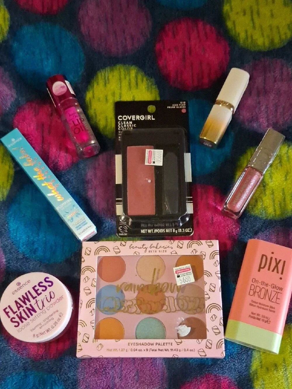 8 ITEMS ,BEAUTY BAKERY ,PIXI BRONZER,ESSENCE ETC...NWT